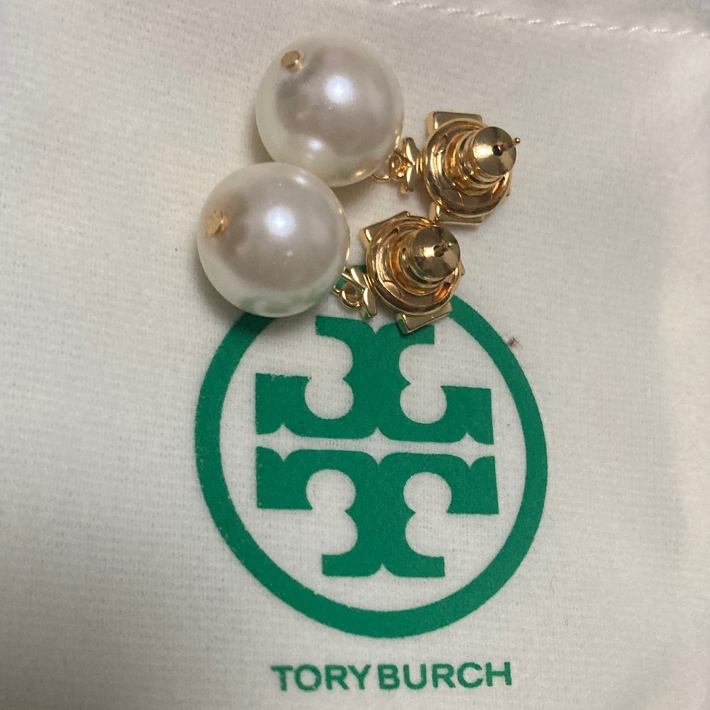 Tory Burch Gold Logo and Pearl Drop Earrings - Picture 4 of 4